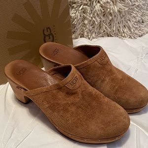 UGG clogs size 8